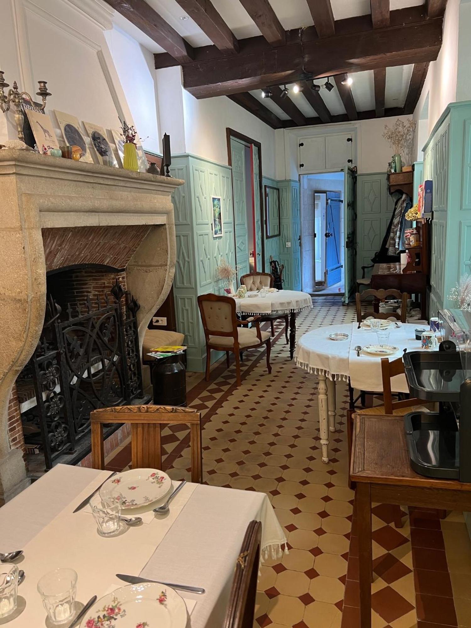 Le Prieure De Buffon Bed & Breakfast ภายนอก รูปภาพ